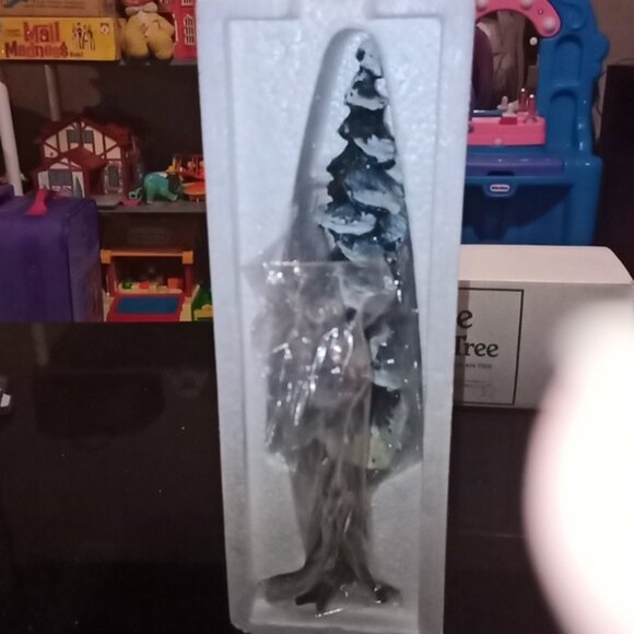 Dept 56 Christmas Village Pole Pine Tree 10 1/2 in Cold Cast Porcelain Figure - Picture 6 of 11